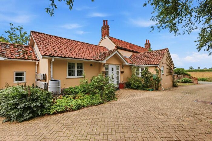 3 Bedroom Detached House For Sale In Stoke By Nayland, Colchester, Essex, CO6