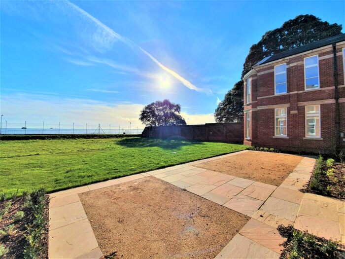 2 Bedroom Apartment To Rent In Royal Haslar, Gosport, PO12