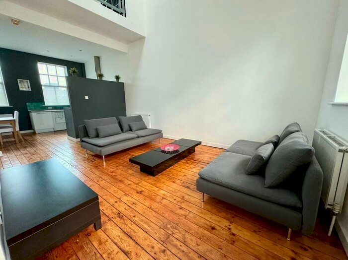 2 Bedroom Duplex To Rent In Flat, Water Street, Manchester, M3