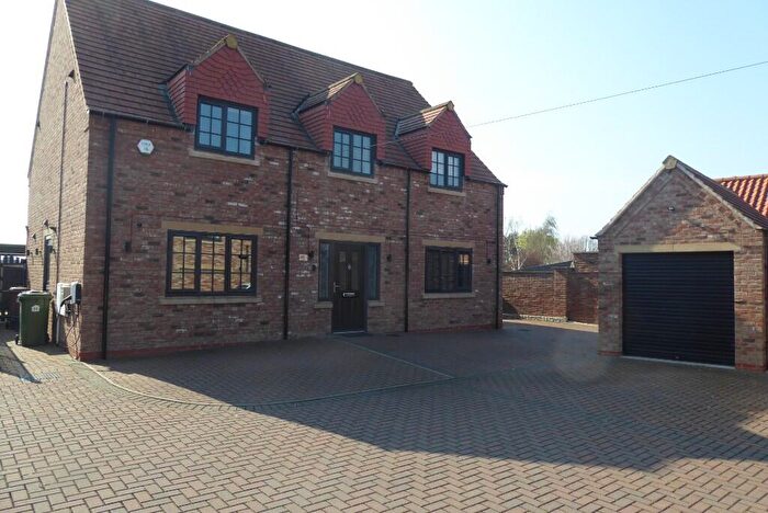 4 Bedroom Detached House For Sale In Outgate, Ealand, DN17