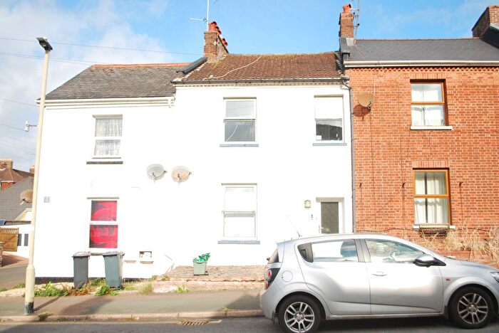 2 Bedroom Flat To Rent In Raleigh Road, Exmouth, EX8