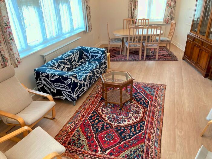 2 Bedroom Flat To Rent In Very Near Corringway Area, Ealing, W5