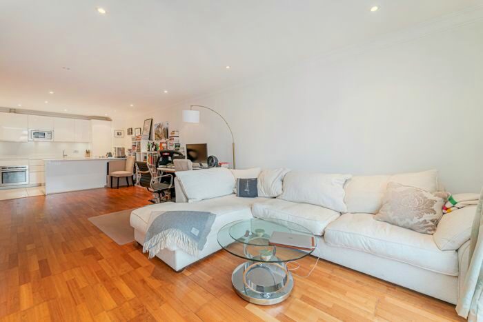 1 Bedroom Flat To Rent In Thomas More Street, London, E1W