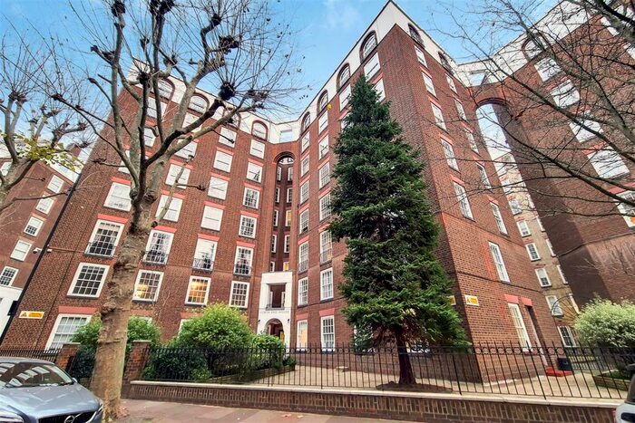 2 Bedroom Flat To Rent In Fitzjames Avenue, London, W14