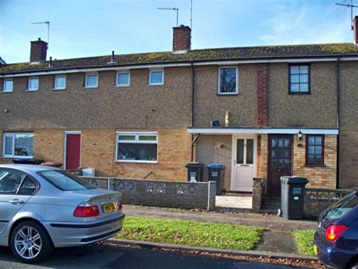 3 Bedroom House To Rent In The Downs, Hatfield, AL10