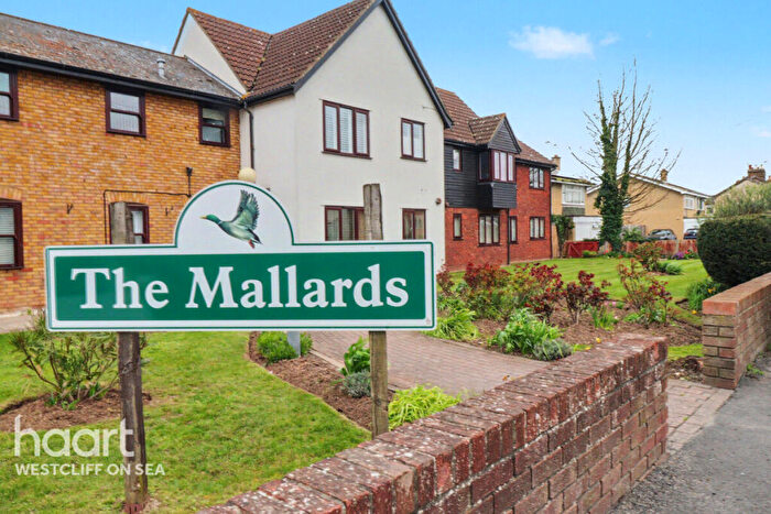 1 Bedroom Flat For Sale In High Street, Great Wakering, SS3