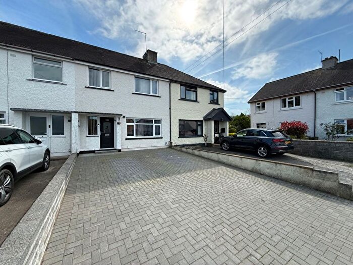 3 Bedroom Terraced House For Sale In Llanrhystud, Ceredigion, SY23