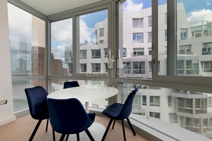 2 Bedroom Flat To Rent In L-, Prospect Way, Battersea, SW11