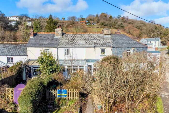 2 Bedroom Cottage For Sale In Crow's Nest, Liskeard, PL14