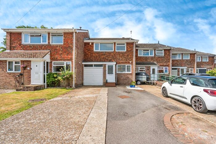3 Bedroom Terraced House For Sale In The Spinney, Waterlooville, Hampshire, PO8
