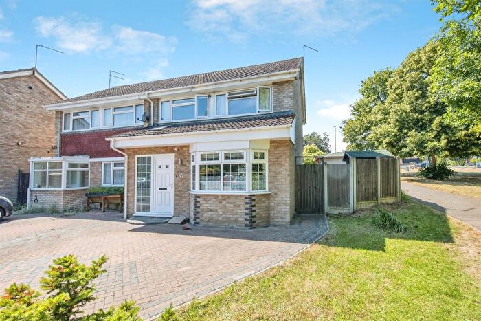 3 Bedroom Semi-Detached House For Sale In Arden Close, St Johns, Colchester, CO4