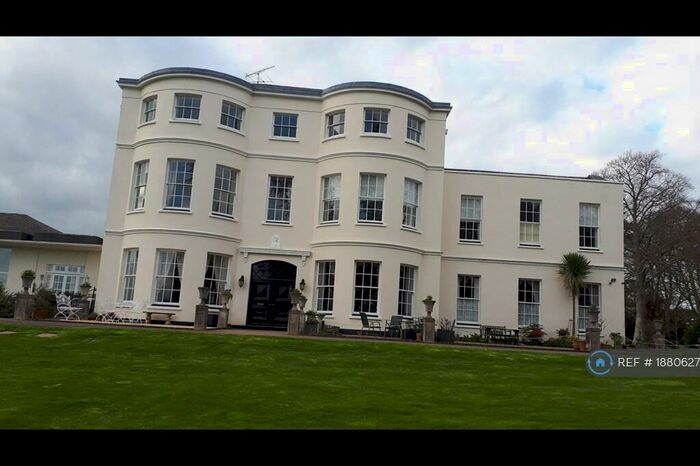 2 Bedroom Flat To Rent In Cowley Place, Exeter, EX5