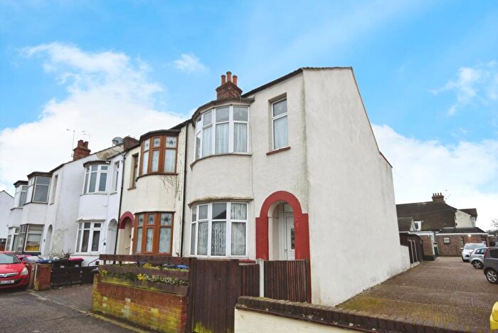 2 Bedroom End Of Terrace House For Sale In Fairfax Drive, Westcliff-On-Sea, Essex, SS0