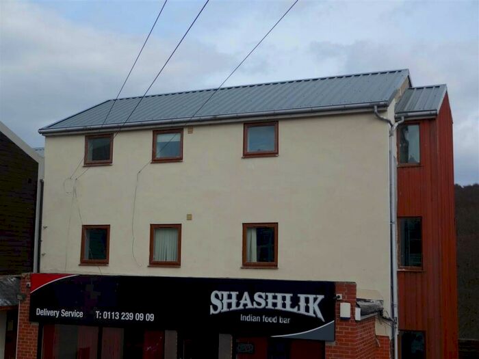 1 Bedroom Flat To Rent In Low Lane, Horsforth, Leeds, West Yorkshire, LS18