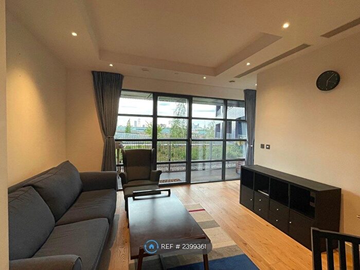 1 Bedroom Flat To Rent In Bridgewater House, London, E14