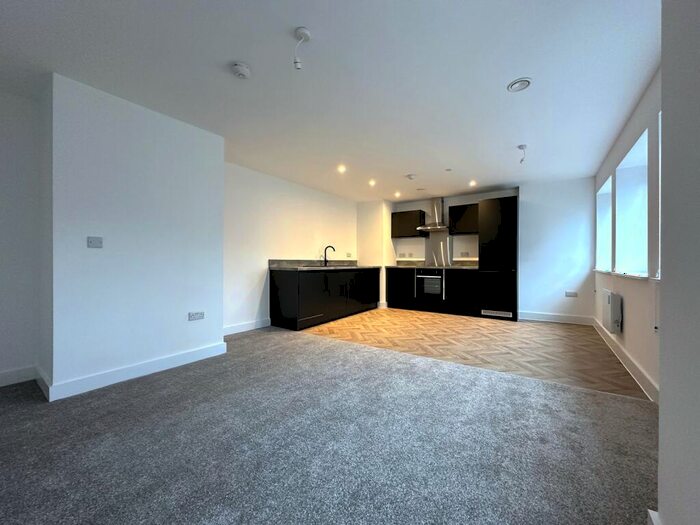 2 Bedroom Flat To Rent In Copper Box, Crosby Road North, Liverpool, Merseyside., L22