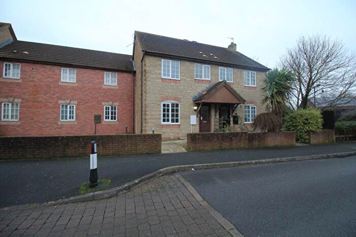 2 Bedroom Semi-Detached House To Rent In Yew Tree Drive, Weston-super-Mare, BS22