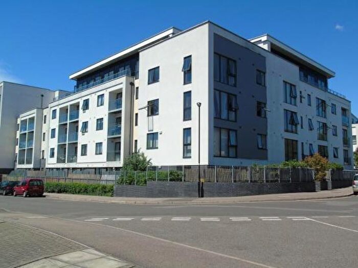 2 Bedroom Apartment To Rent In Vellum Court, Hillyfield, London, E17