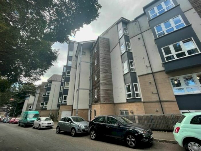 2 Bedroom Flat To Rent In Wishaw Terrace, Edinburgh, Midlothian, EH7