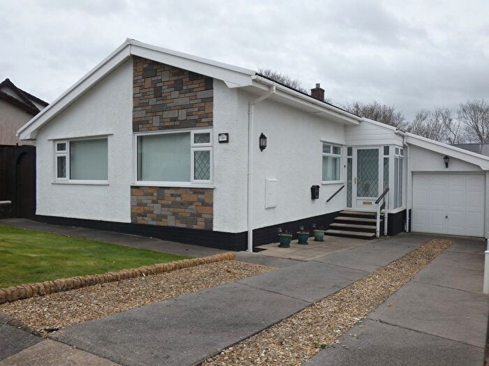 3 Bedroom Detached Bungalow For Sale In Daphne Road, Rhyddings, Neath ., SA10