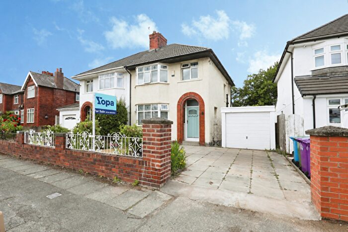 3 Bedroom Semi Detached House For Sale In Riverbank Road, Liverpool, L19