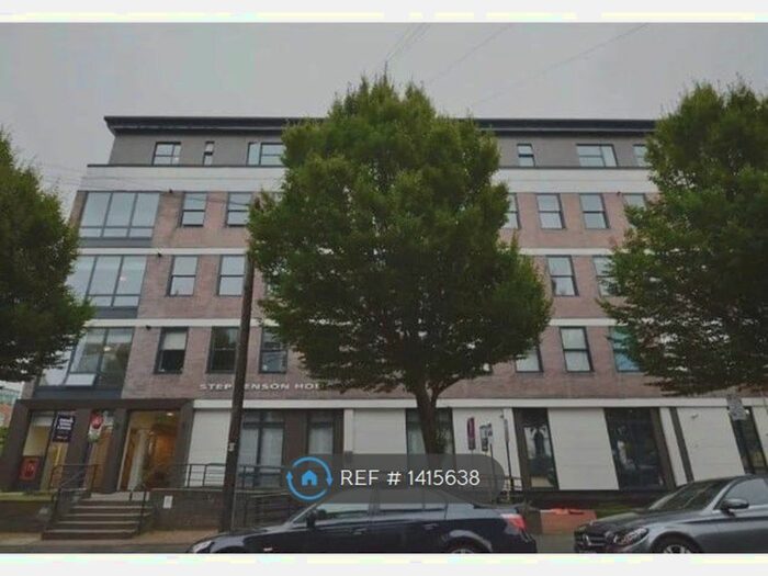 2 Bedroom Flat To Rent In Stephenson House, Gravesend, DA12