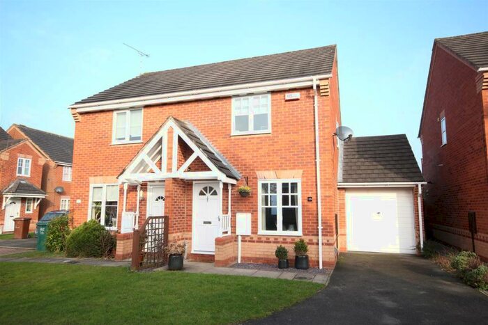 2 Bedroom Semi-Detached House To Rent In Sherman Close, Hilton, DE65