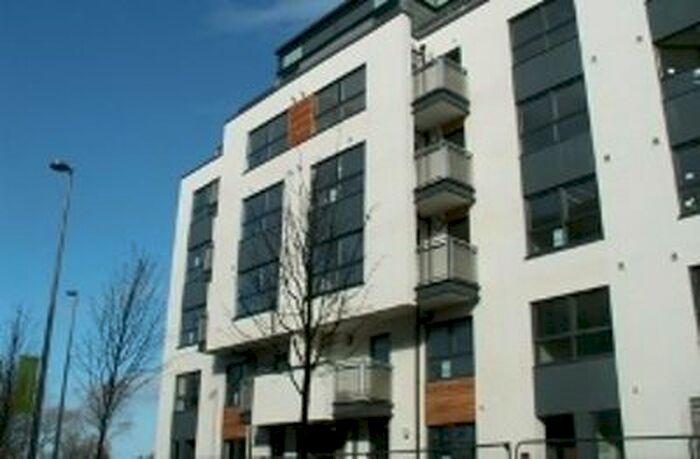 3 Bedroom Flat To Rent In Waterfront Park, Edinburgh, EH5