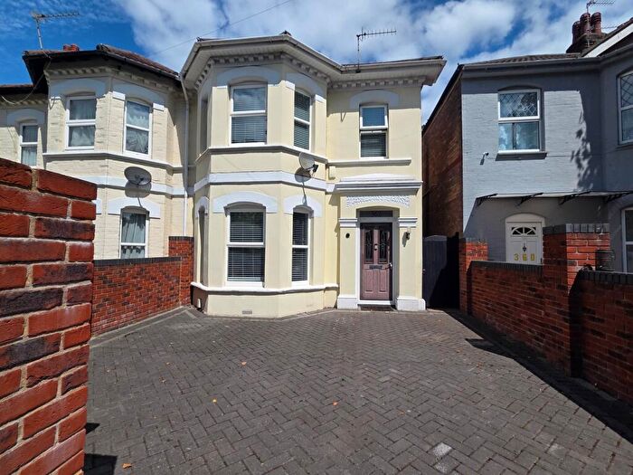3 Bedroom Semi-Detached House For Sale In Poole Road, Branksome, BH12