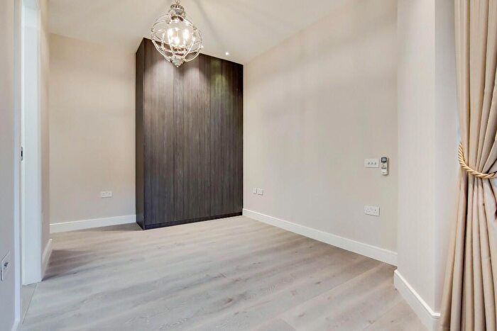 1 Bedroom Flat To Rent In Fitzjohns Avenue, London, NW3