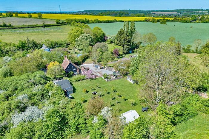 4 Bedroom Detached House For Sale In Dean Bottom, South Darenth, Dartford, Kent, DA4