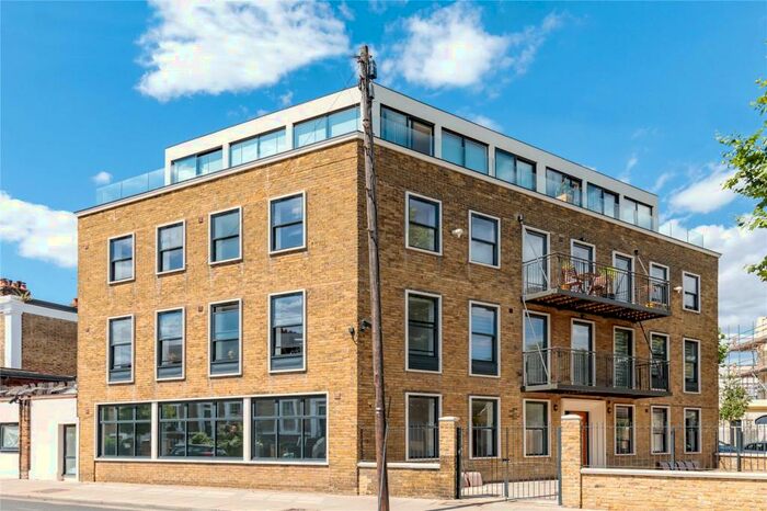 2 Bedroom Flat To Rent In Englefield Road, De Beauvoir, London, N1
