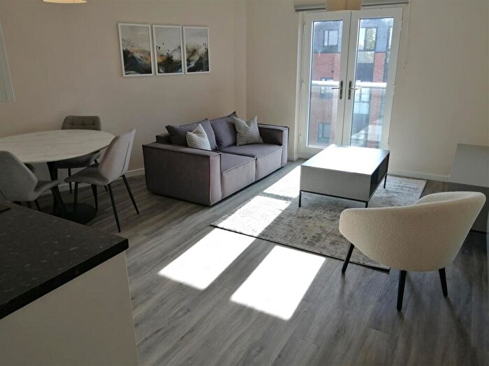2 Bedroom Apartment To Rent In The Bailey, City Road, M15