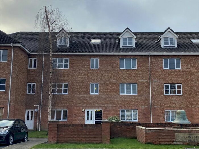 2 Bedroom Flat To Rent In Tullis Gardens, Glasgow, G40