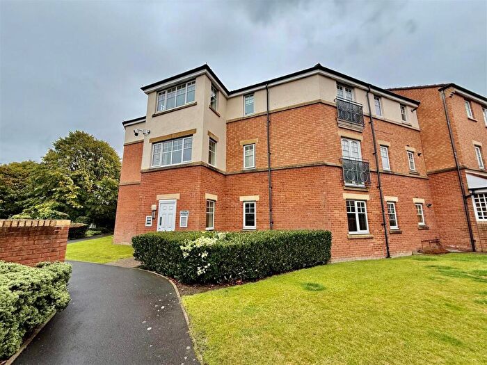 2 Bedroom Apartment To Rent In Redgrave Close, St James Village, Gateshead, NE8