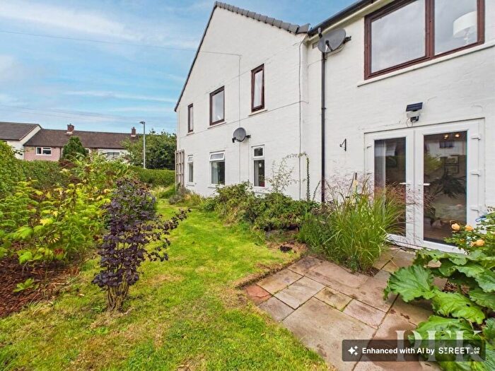 2 Bedroom Flat For Sale In Stockwell Road, Blackwell, CA2