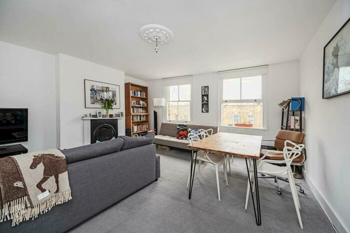 1 Bedroom Flat To Rent In Farleigh Road, Stoke Newington, London, N16