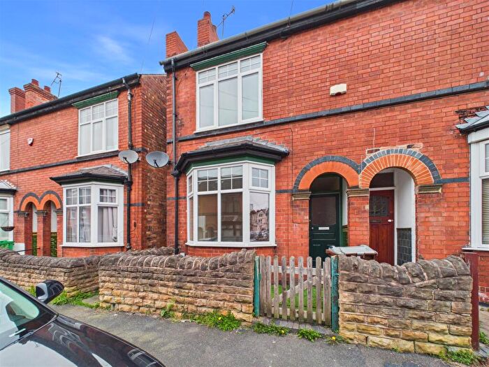 2 Bedroom Semi Detached House To Rent In Owthorpe Grove, Sherwood, Nottingham, NG5