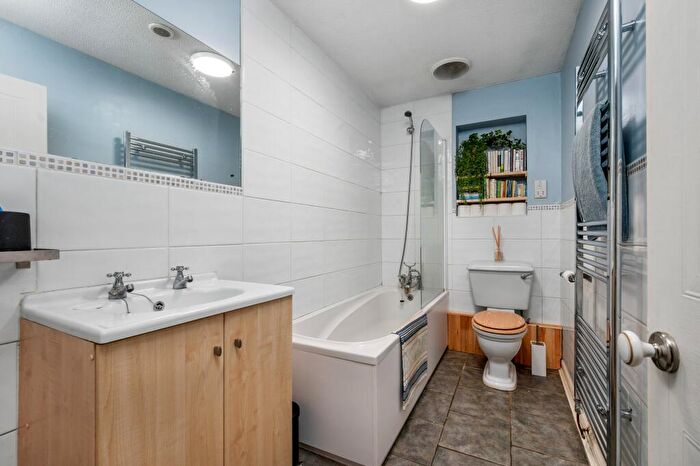 4 Bedroom Bungalow For Sale In Springfield Way, Oakham, LE15