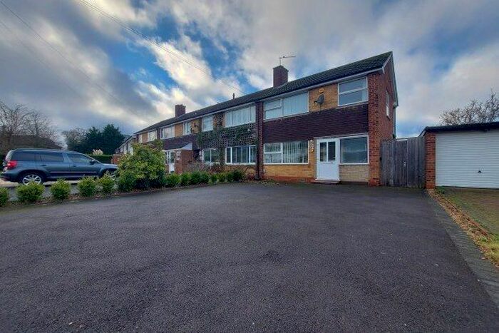 3 Bedroom Property To Rent In Muswell Close, Solihull, B91