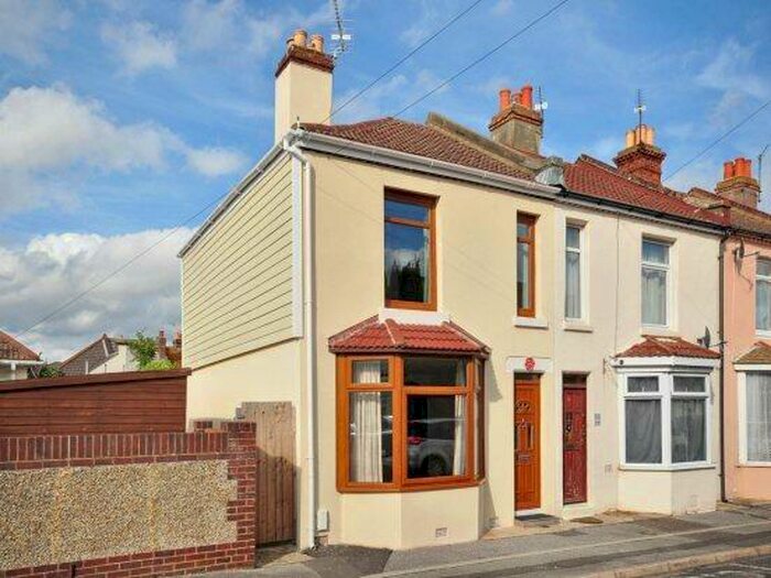 2 Bedroom House To Rent In Clifton Street, Gosport, PO12