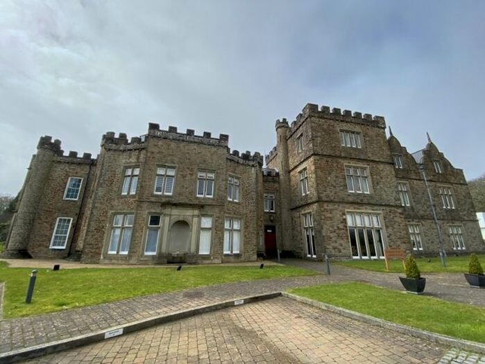 2 Bedroom Flat To Rent In Clyne Castle, Mill Lane, Blackpill, SA3