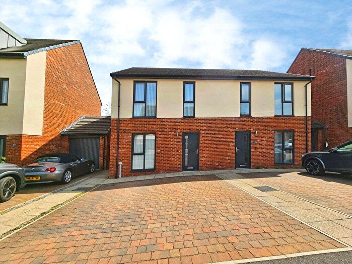 3 Bedroom Semi-Detached House For Sale In Doddington Drive, Cramlington, Northumberland, NE23
