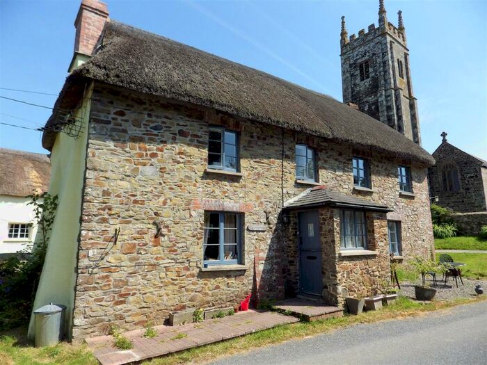 2 Bedroom Cottage For Sale In Clarkstown Cottage, Broadwoodkelly, EX19