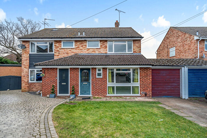 3 Bedroom Semi Detached House To Rent In Avon Close, Addlestone, KT15