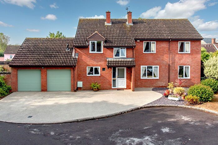 5 Bedroom Detached House For Sale In Lodwells Orchard, North Curry, Taunton, TA3