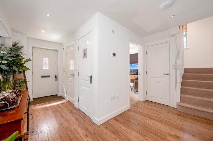 6 Bedroom Detached House For Sale In Contract Ready Stunning Home On Brunel Avenue, NG33