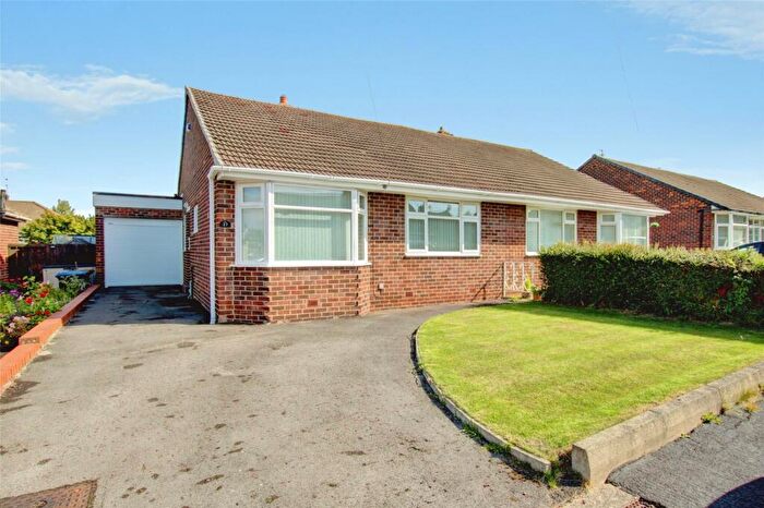 2 Bedroom Bungalow For Sale In Grinstead Way, Carrville, Durham, DH1