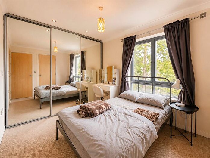 1 Bedroom Flat To Rent In Apartment, Quayside Drive, Colchester, CO2
