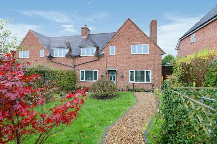 4 Bedroom Semi-Detached House For Sale In New Road, Far Forest, Kidderminster, DY14